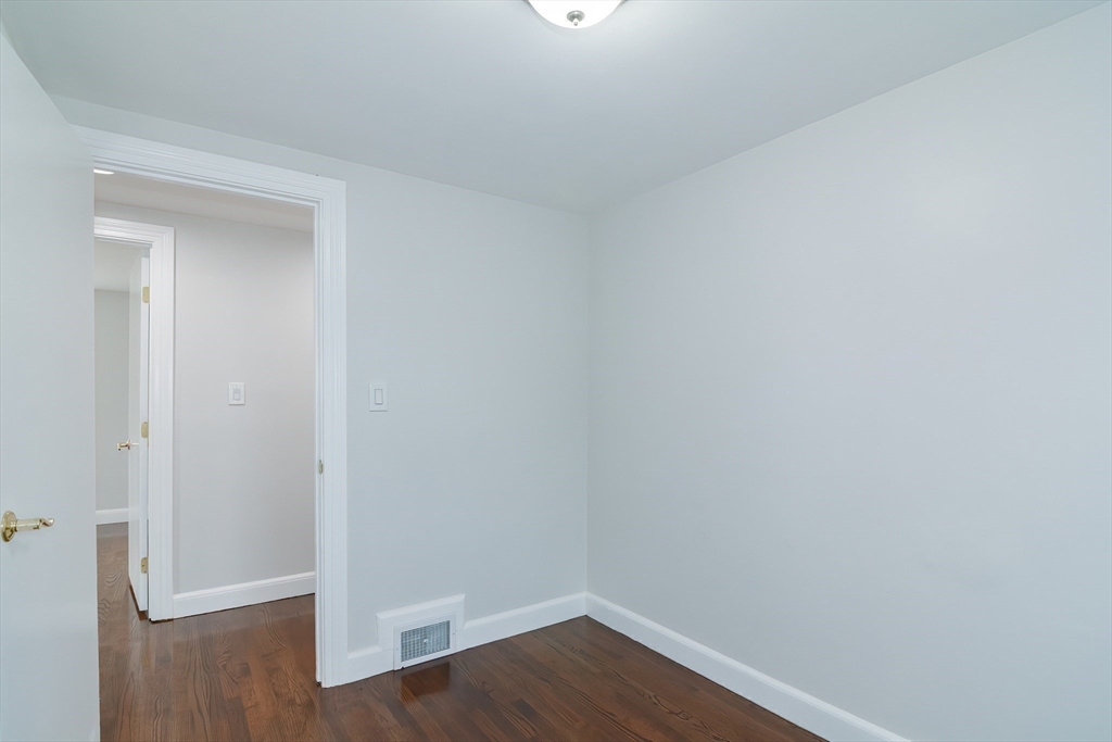 201 Sunnyside Rd