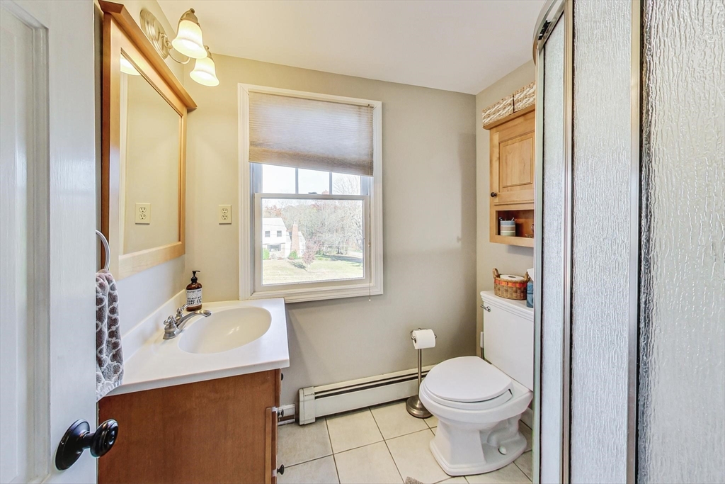 121 Magnolia Dr