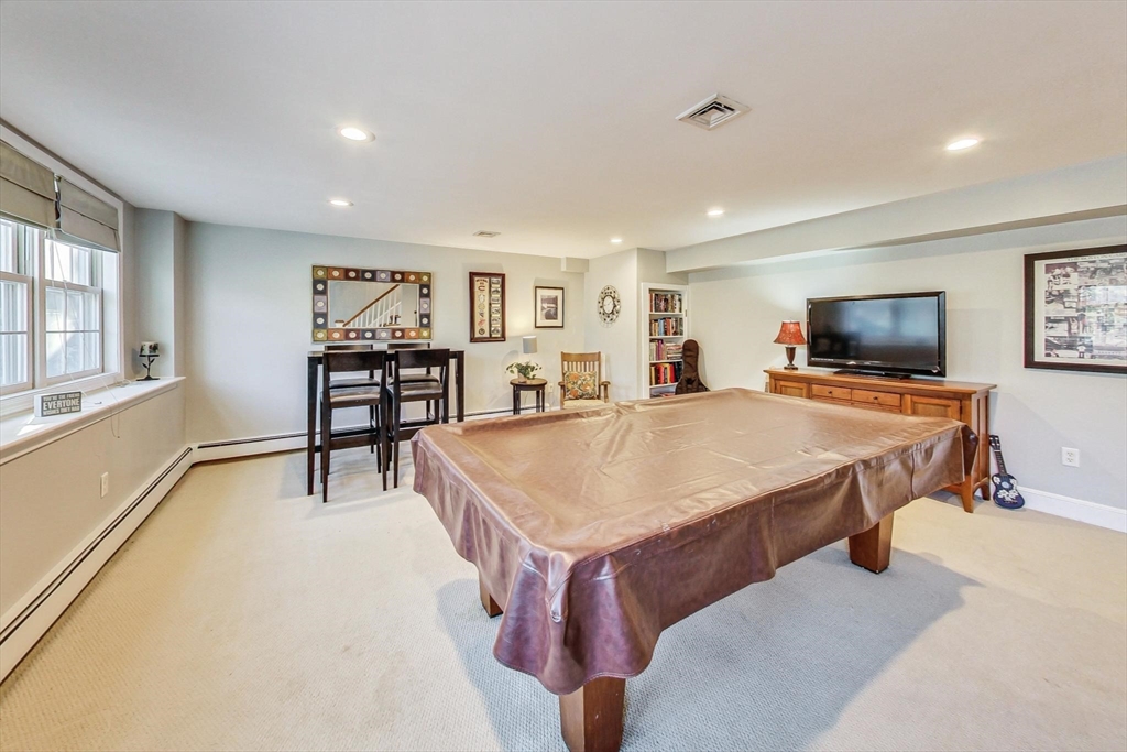 121 Magnolia Dr