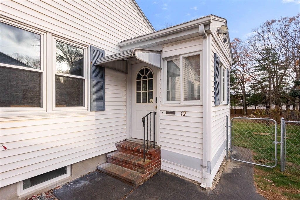 12 Yarmouth Ave.