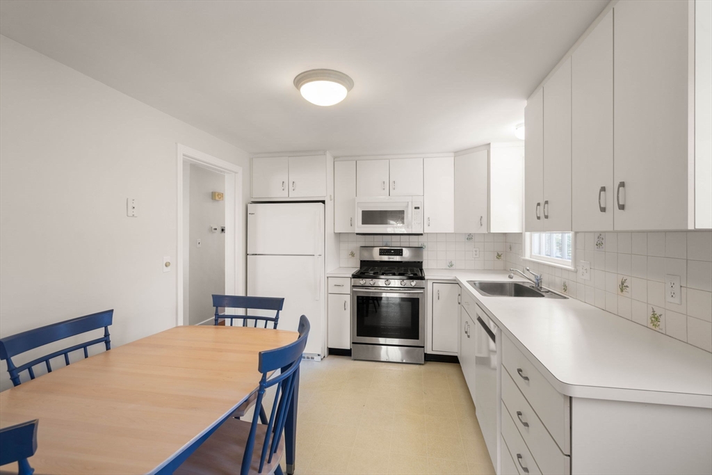 20 Inverness Rd