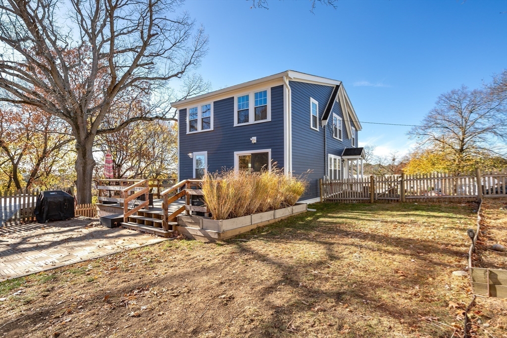 28 Robinwood Rd