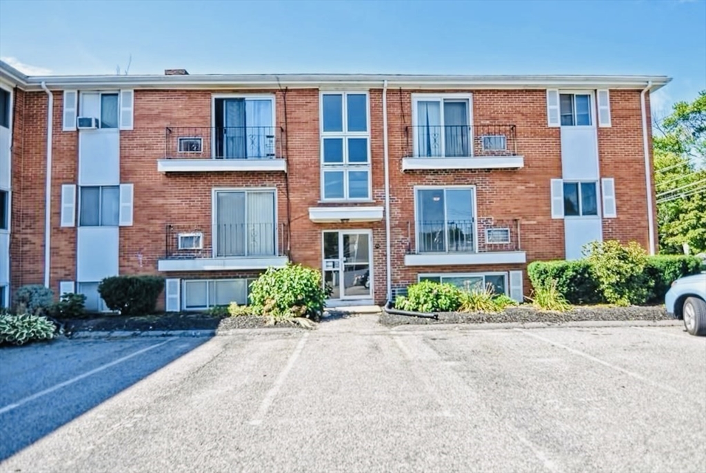 3 Endicott St # 6