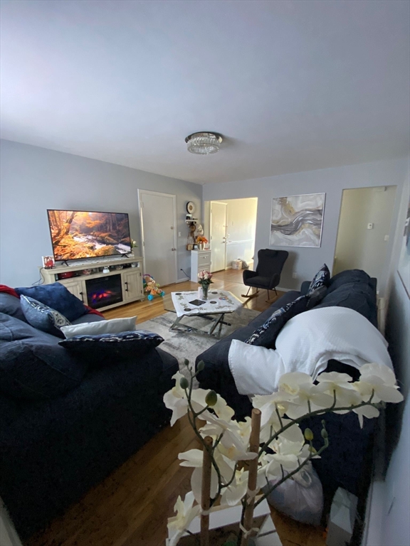 3 Endicott St # 6