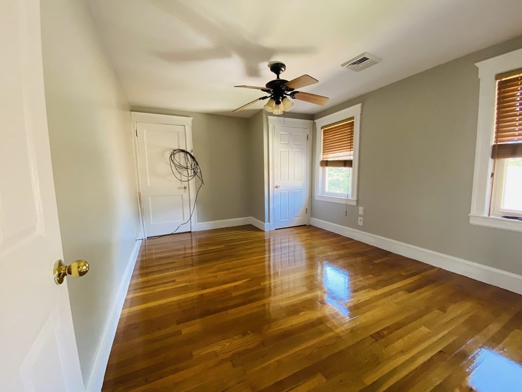 7 Liberty Ln # 2