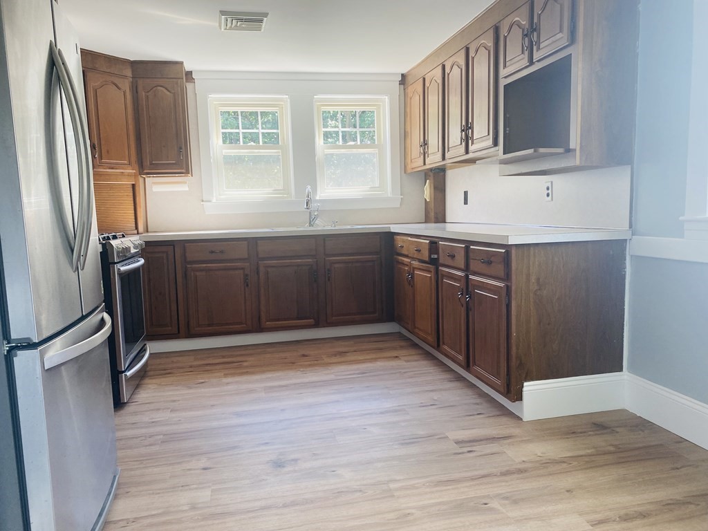 7 Liberty Ln # 2