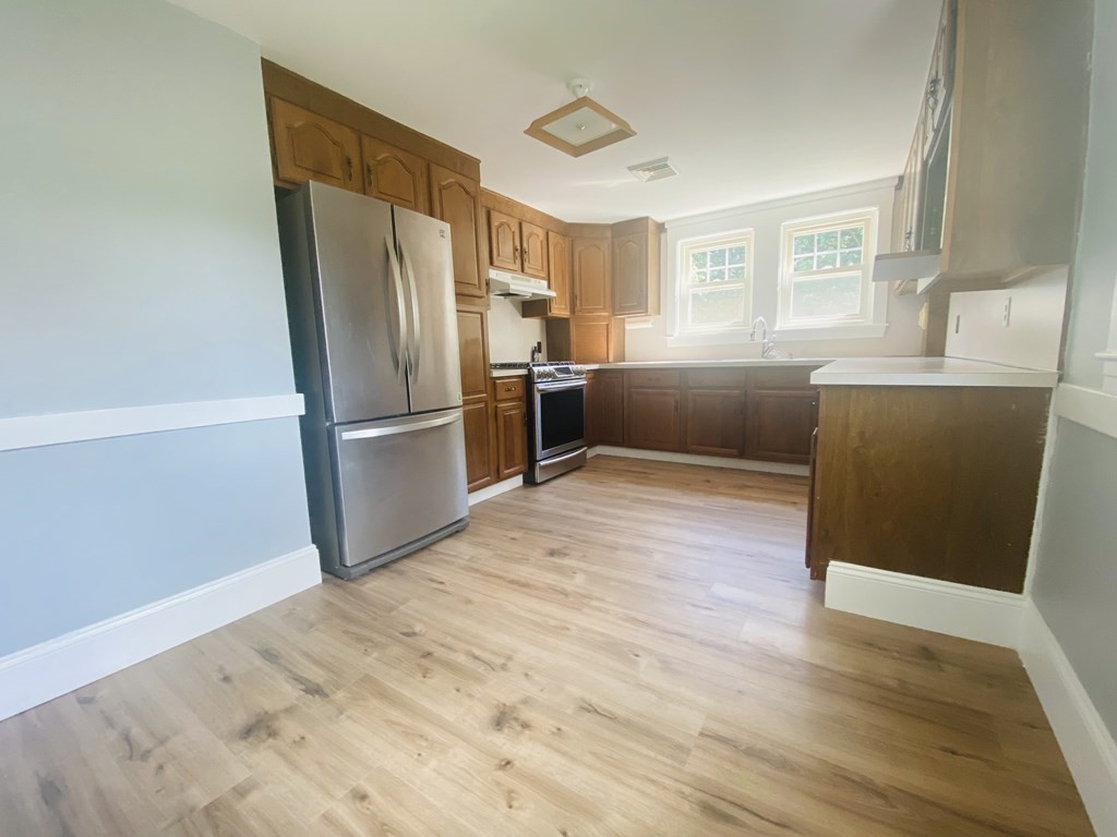 7 Liberty Ln # 2