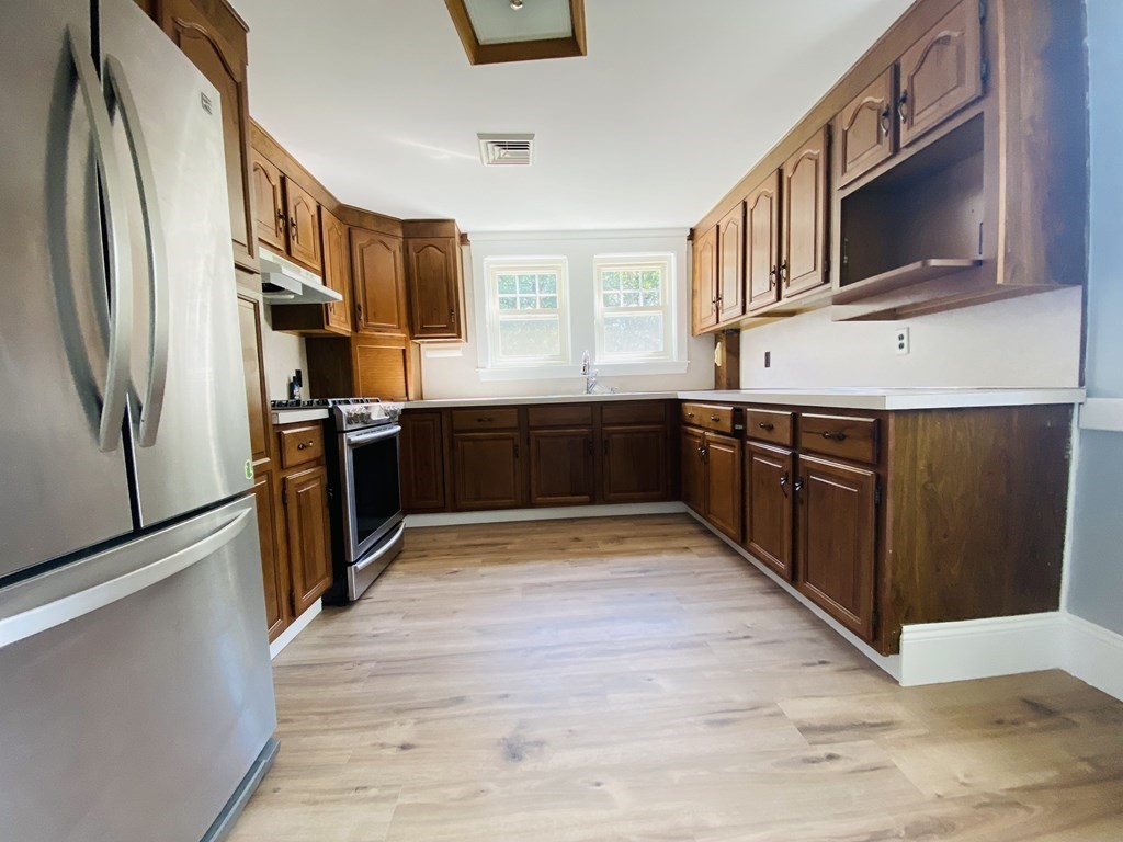 7 Liberty Ln # 2