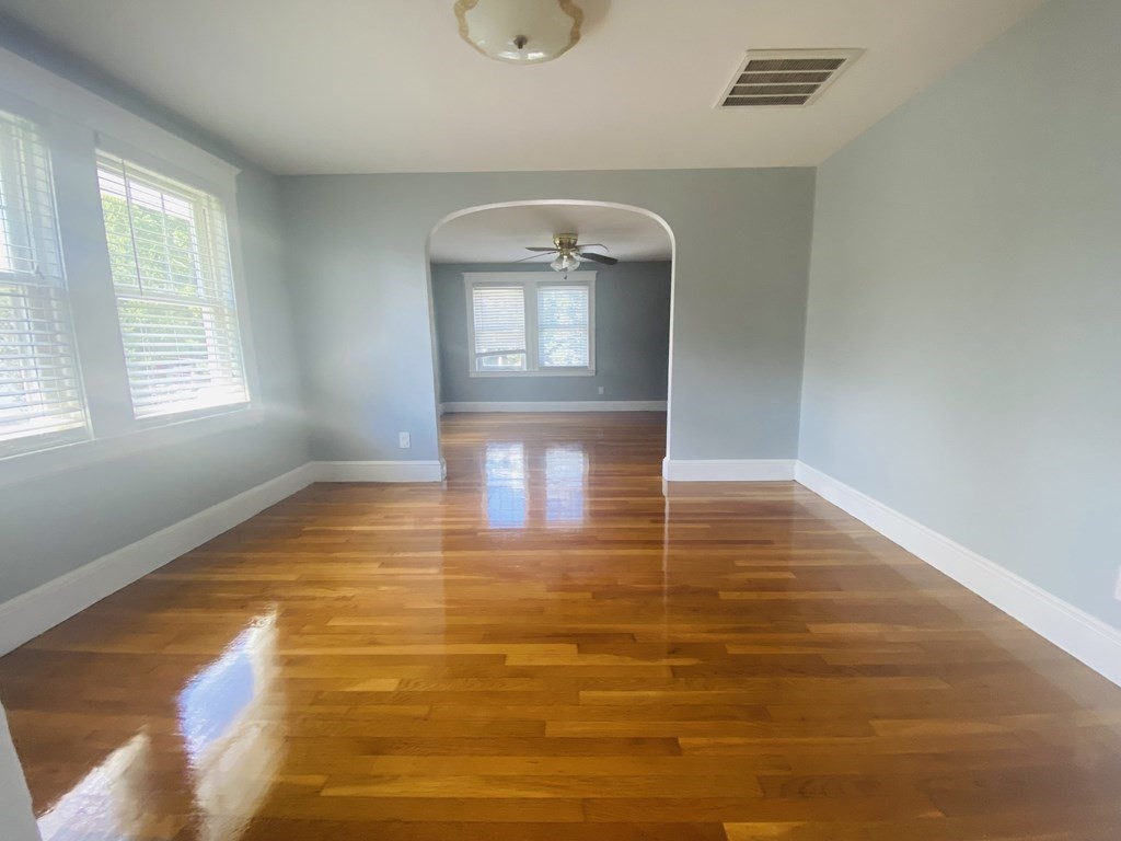 7 Liberty Ln # 2