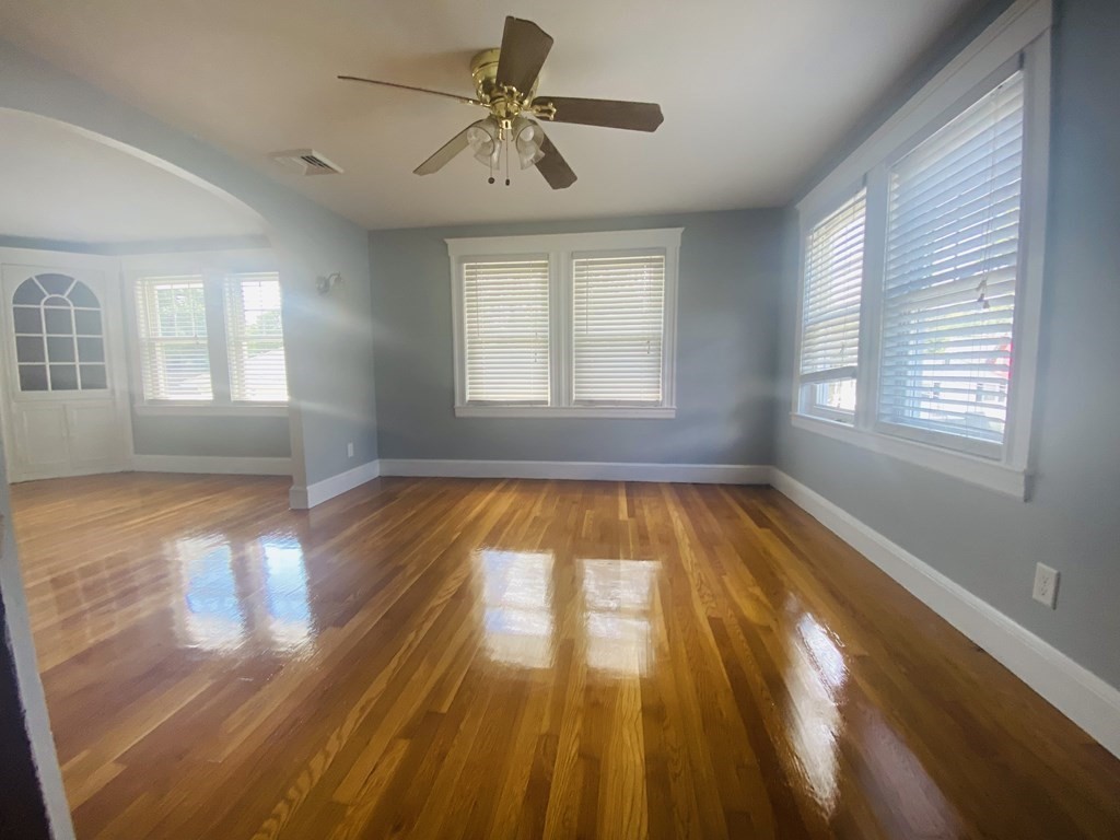 7 Liberty Ln # 2