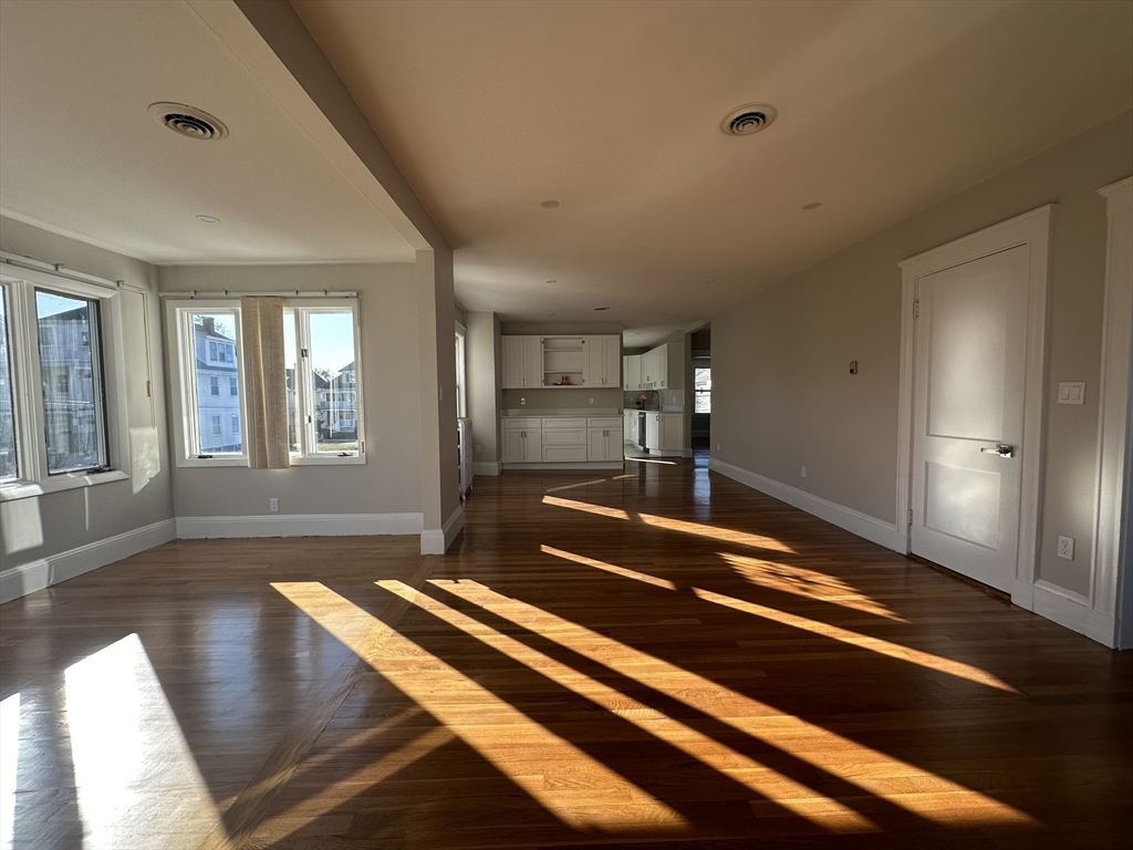 96 Greaton Rd # 2