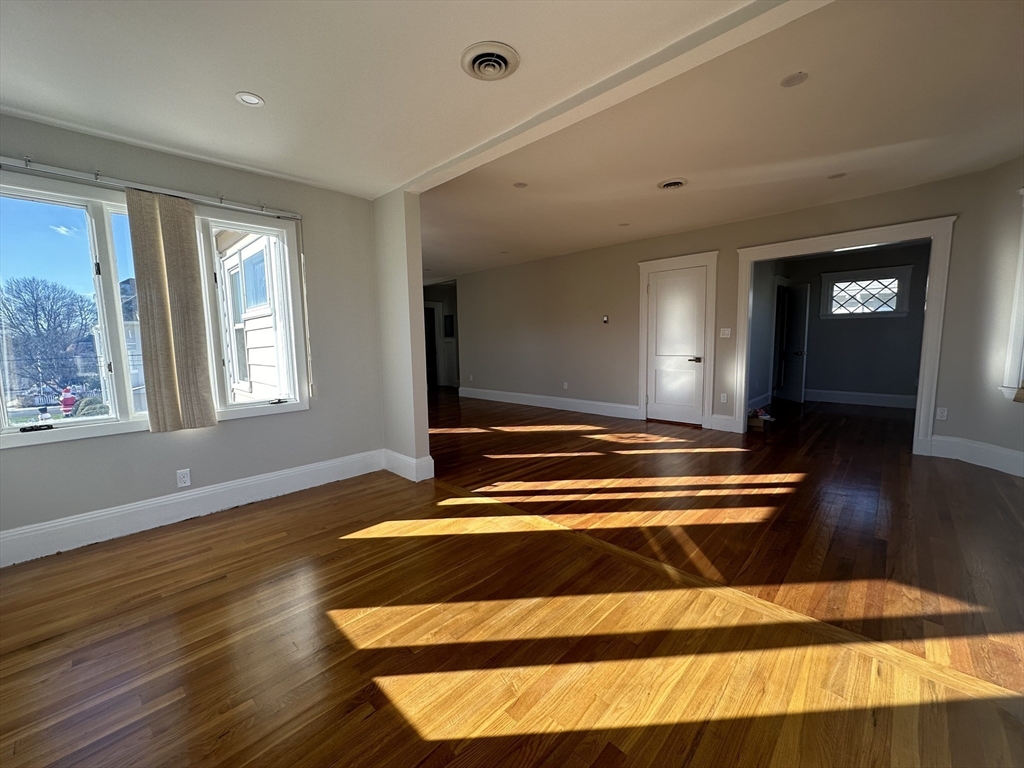 96 Greaton Rd # 2