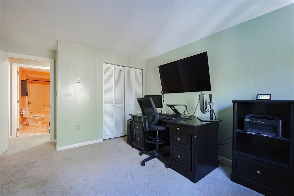 10 Erick Rd # 20