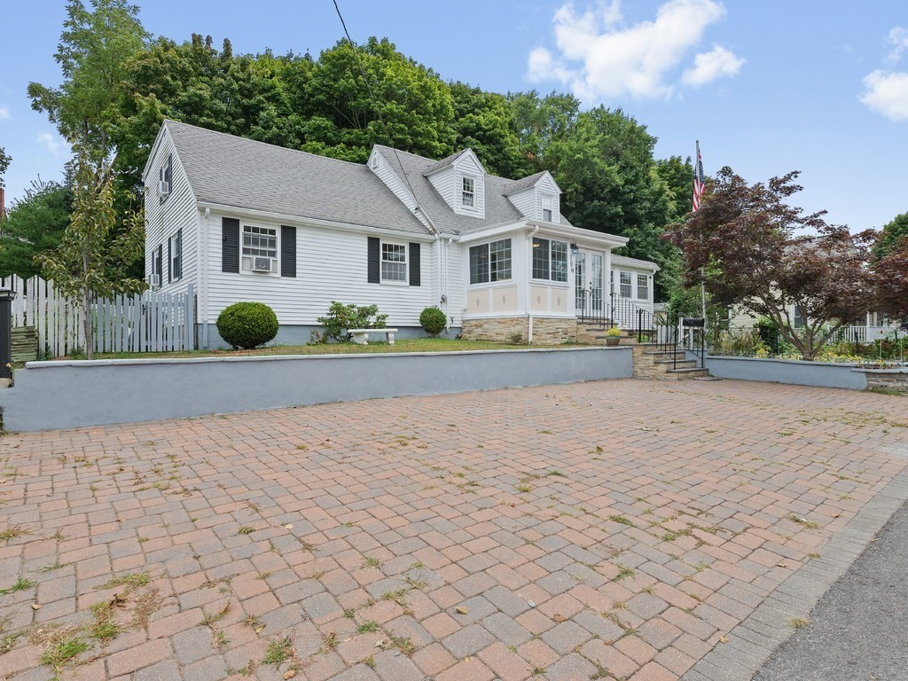 106 North St