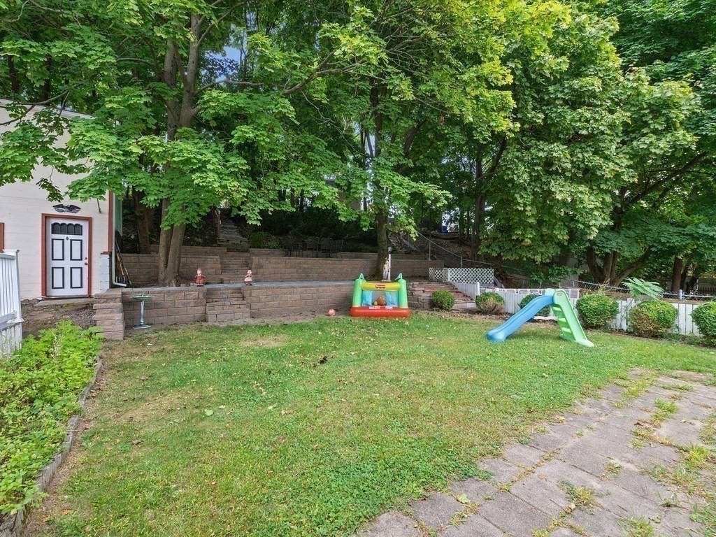 106 North St