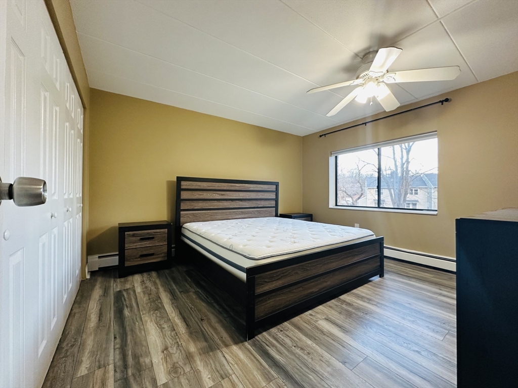 267 Lake St # 3
