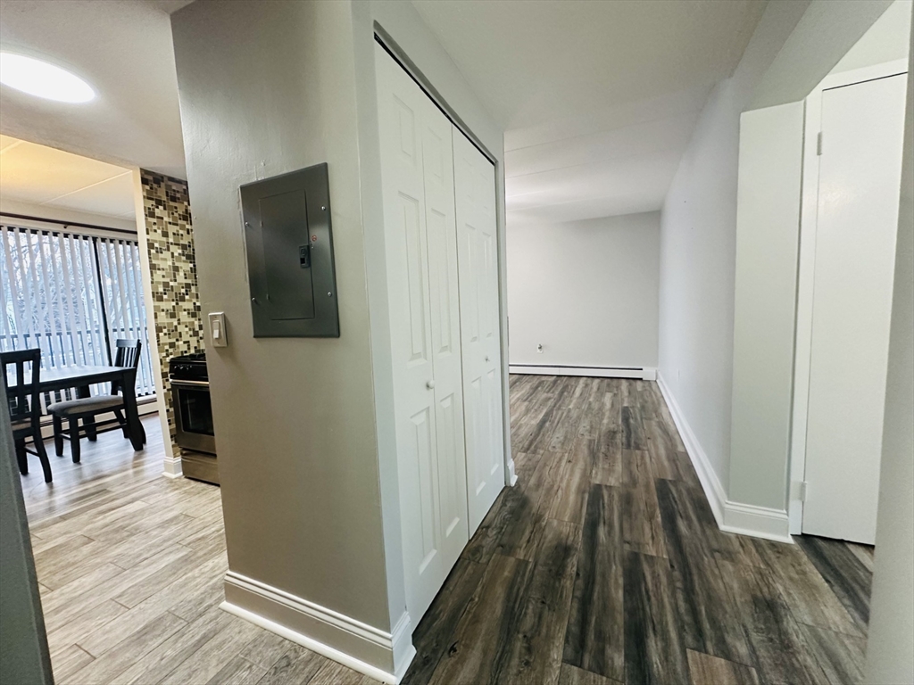 267 Lake St # 3