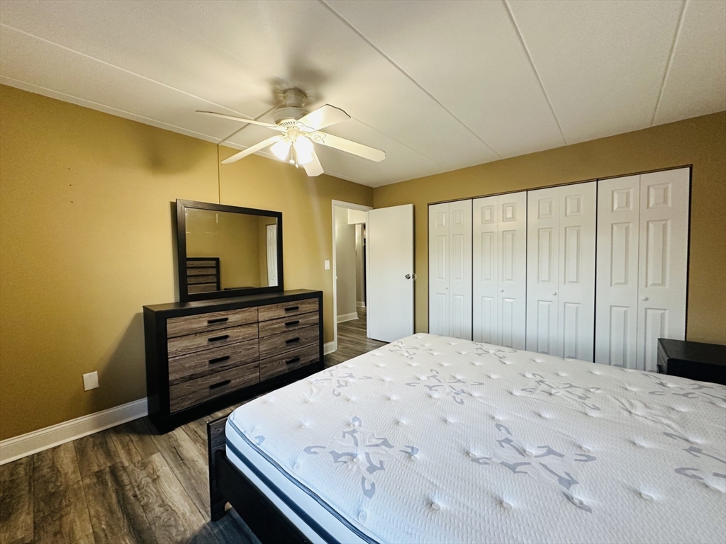 267 Lake St # 3