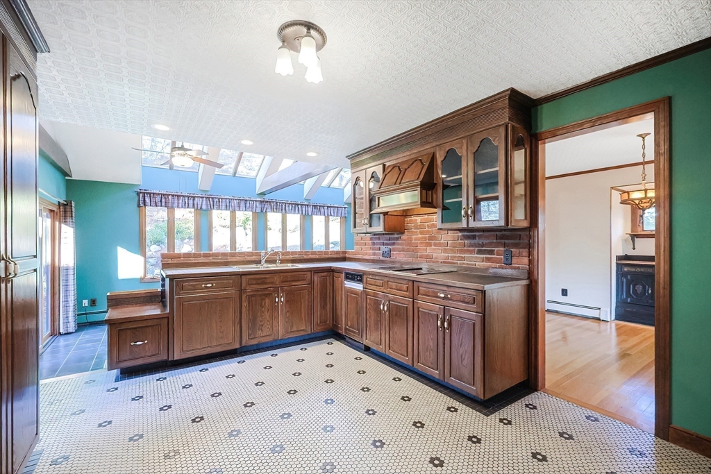 19 Eastmount Road