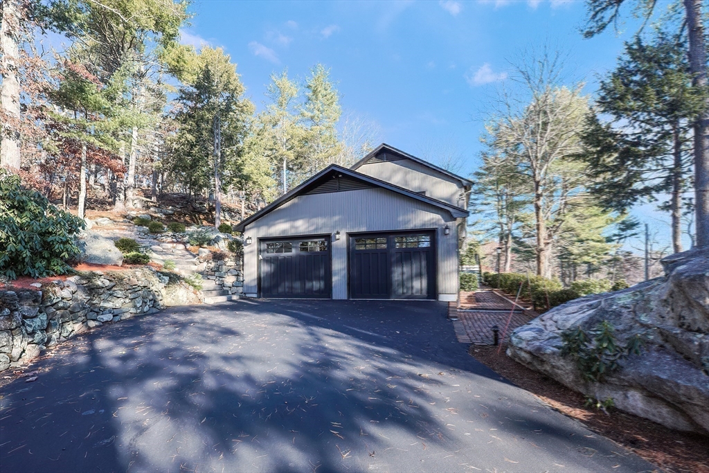 19 Eastmount Road