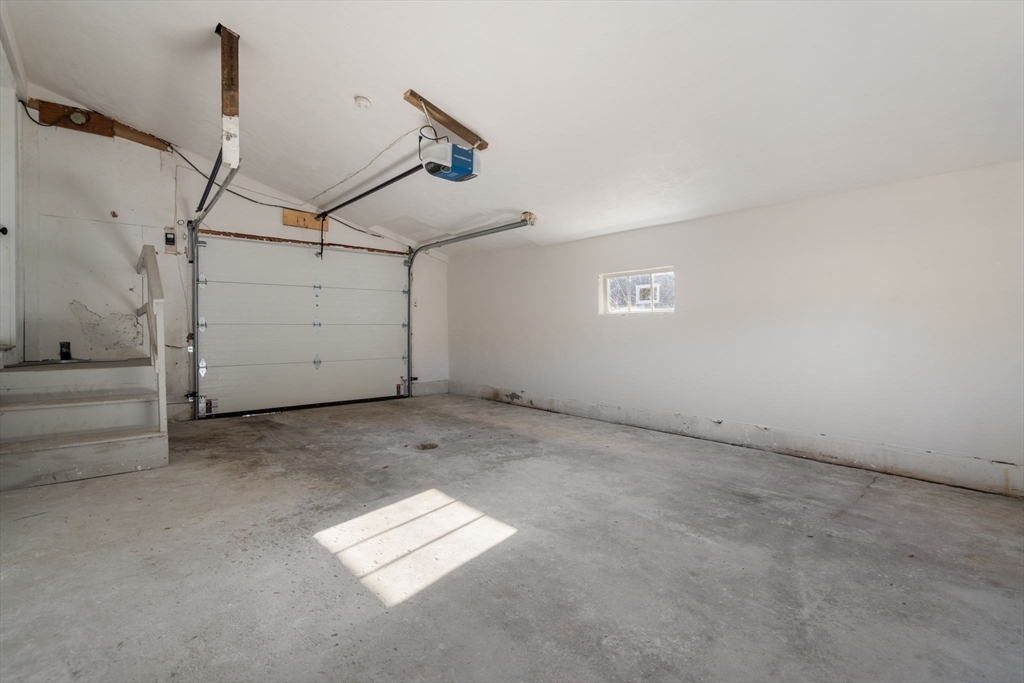9 Lawrence Ct