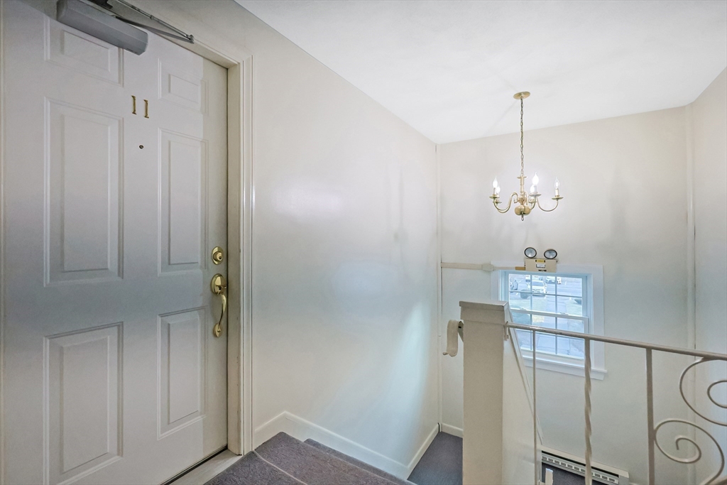 224 School St # 11
