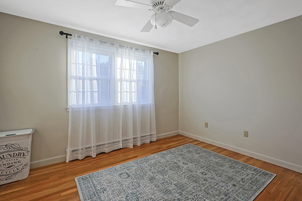 224 School St # 11