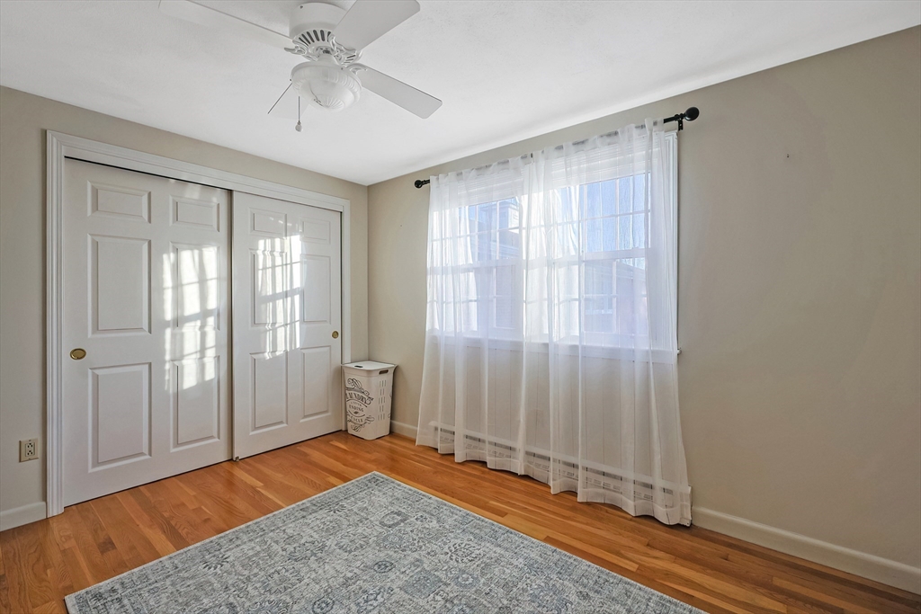 224 School St # 11