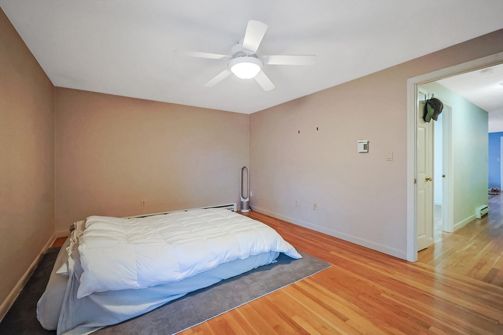 224 School St # 11
