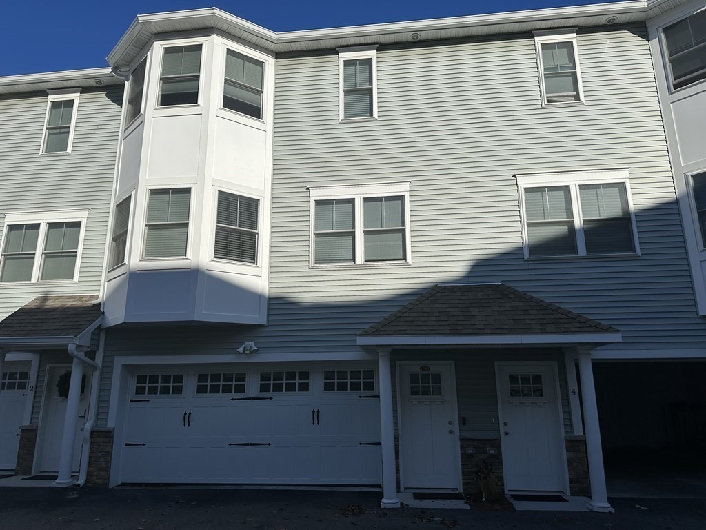 50 Desmoines Rd # H4