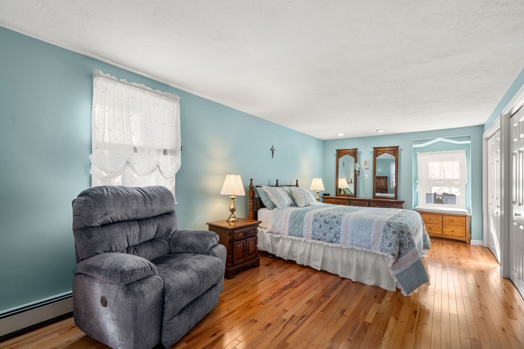4 Kingsbury Rd