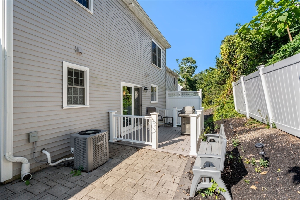 45 Endicott St # 45