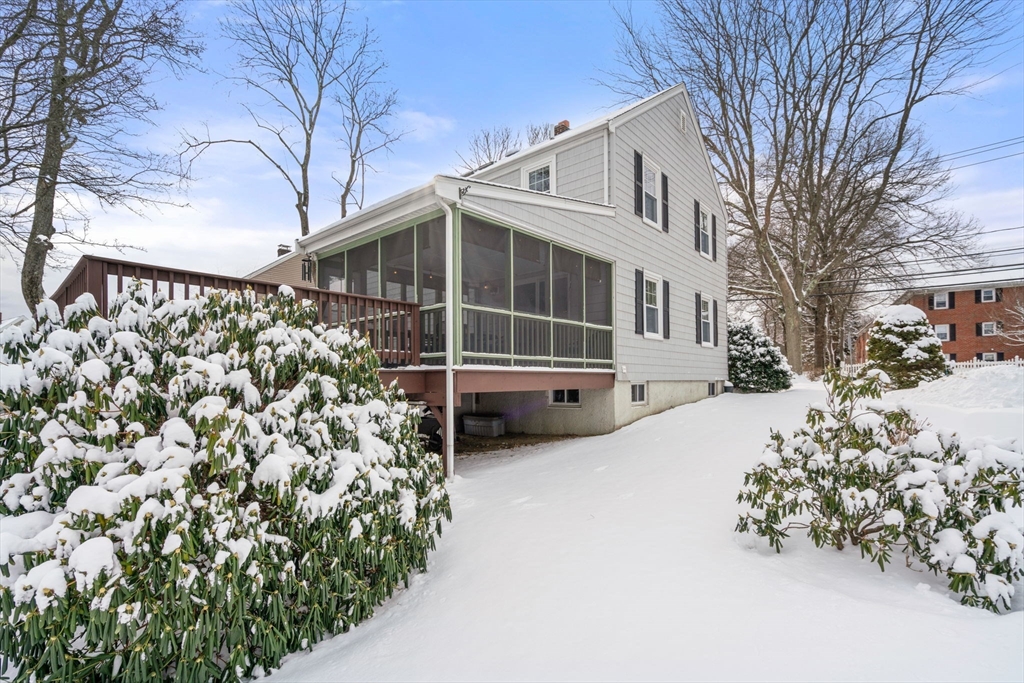 453 Nahatan Street