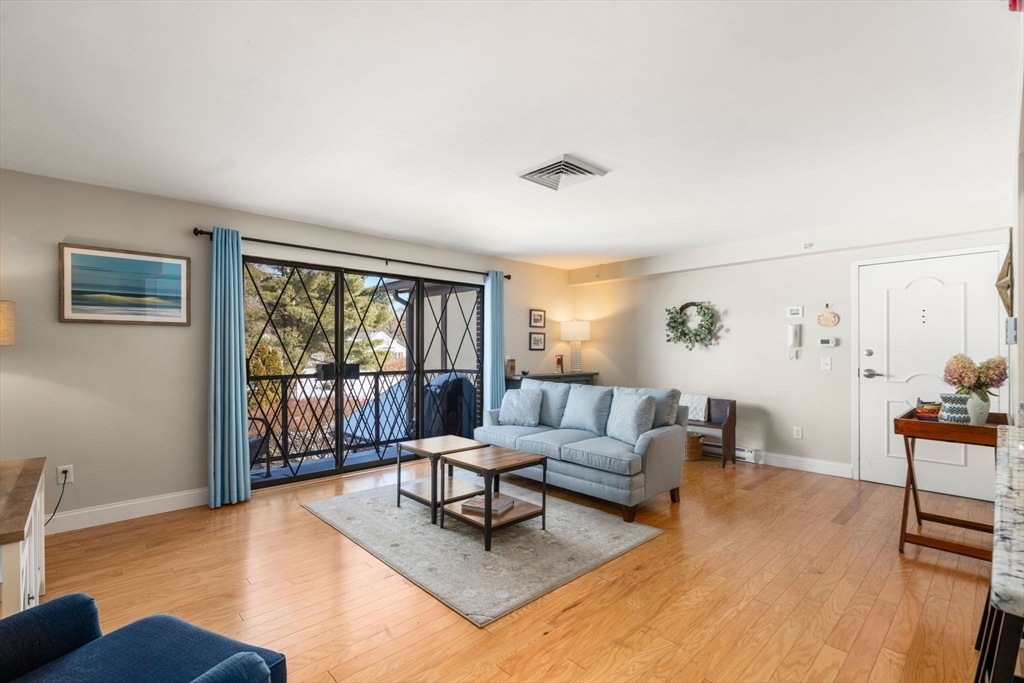 7 Rainbow Pond Dr # 6