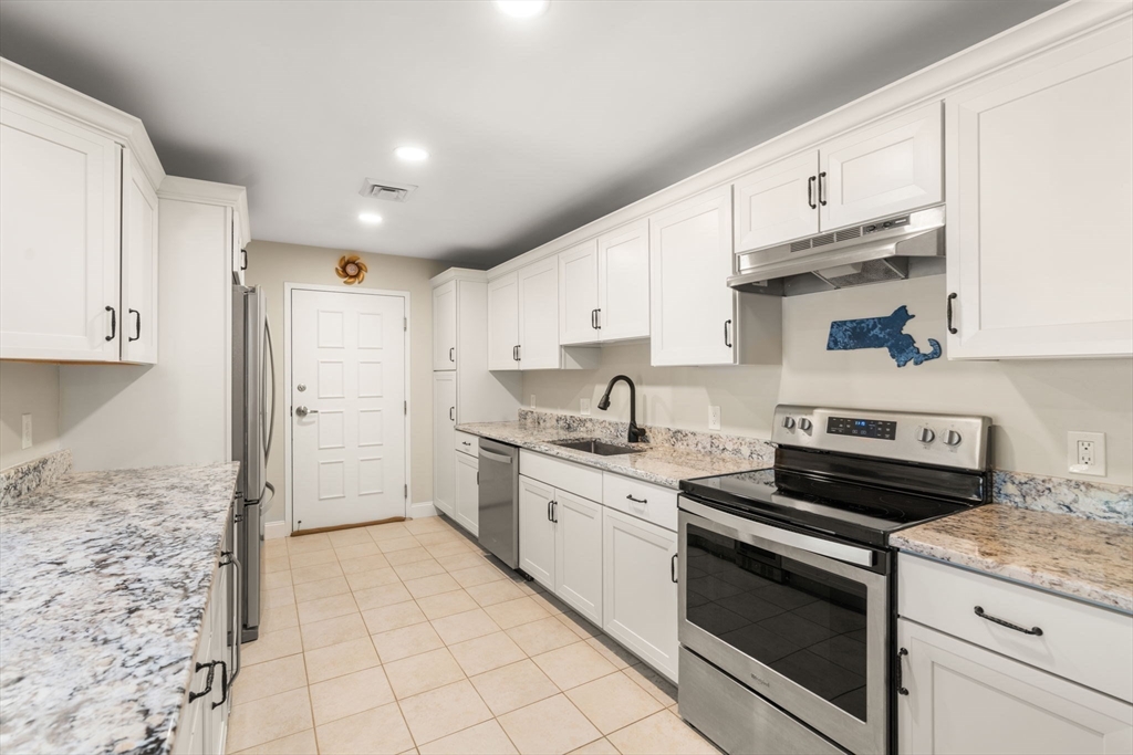 7 Rainbow Pond Dr # 6