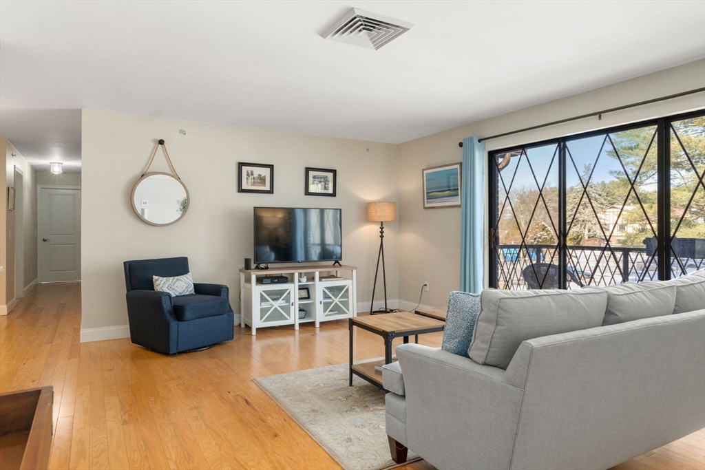 7 Rainbow Pond Dr # 6