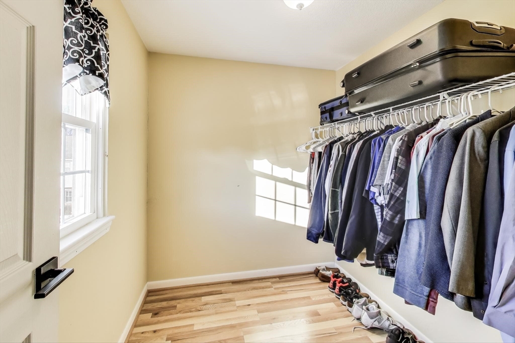 9 Hemlock Cir # 9