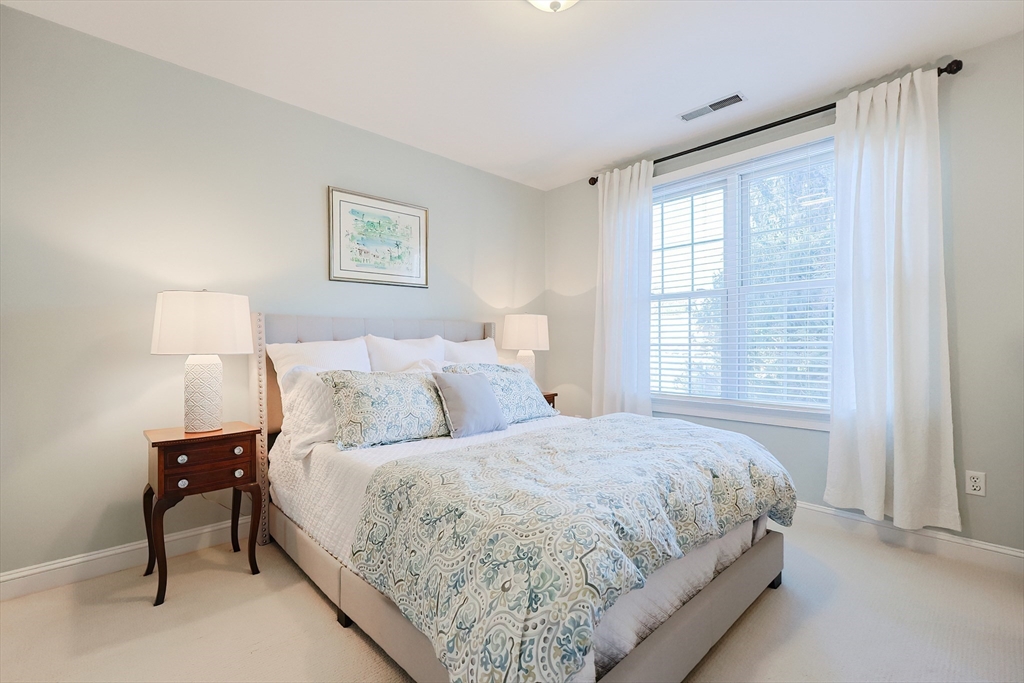 26 Eastmount Rd
