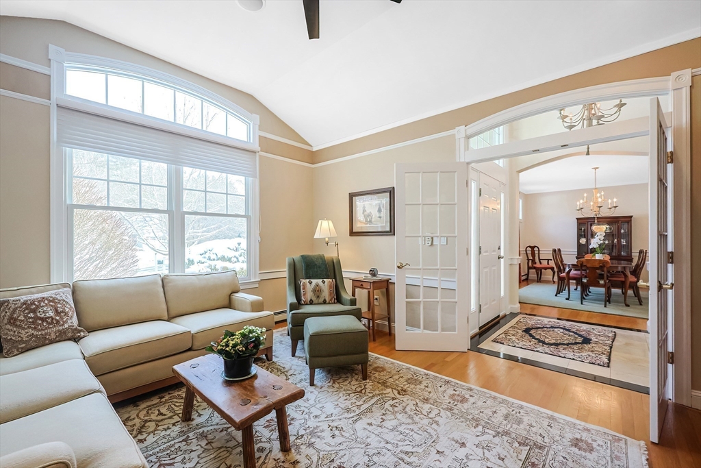 1 Bridlefield Lane