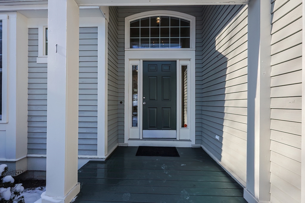 1 Bridlefield Lane