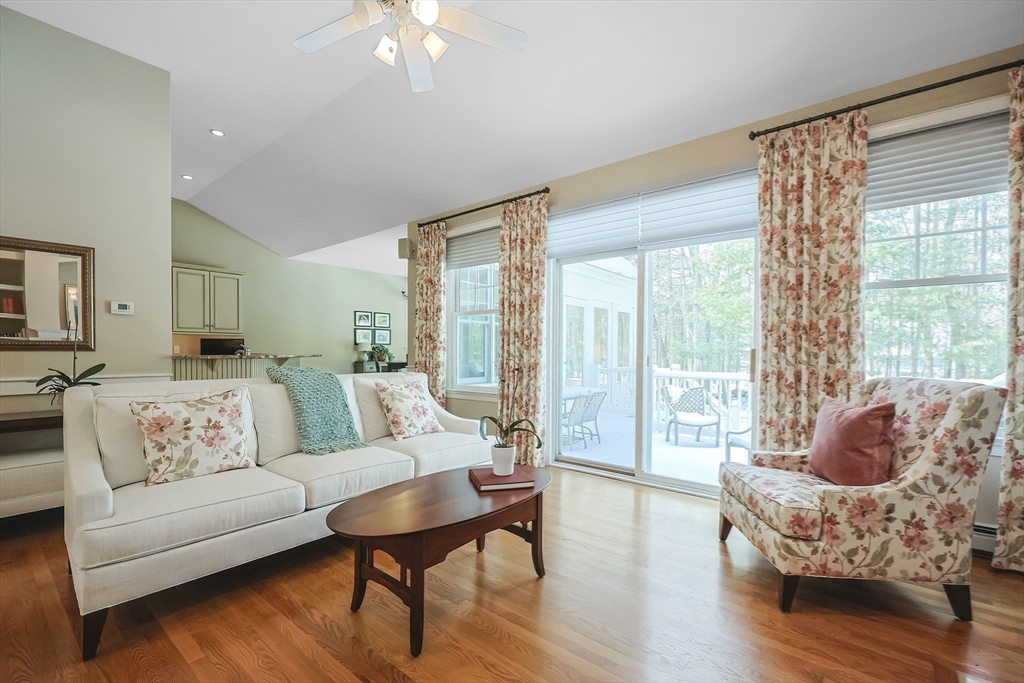1 Bridlefield Lane