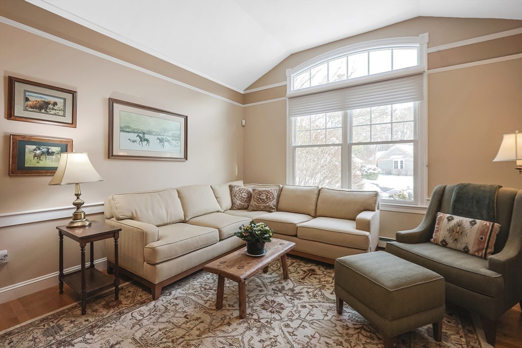 1 Bridlefield Lane