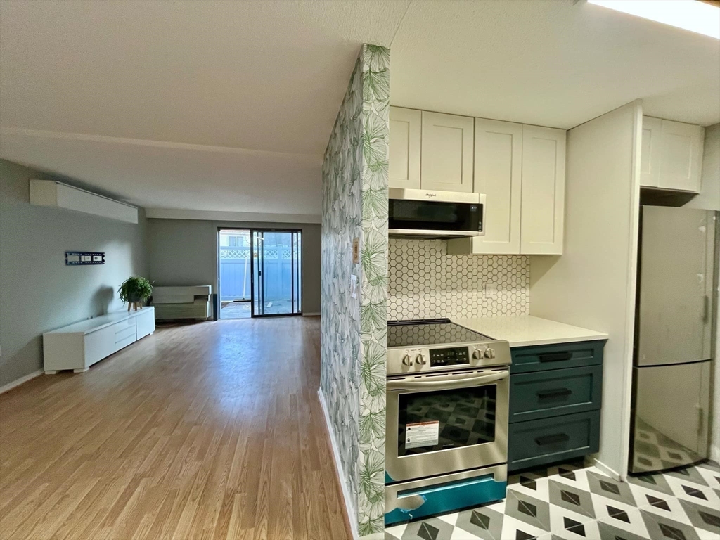 6 Village Rock Ln # 14