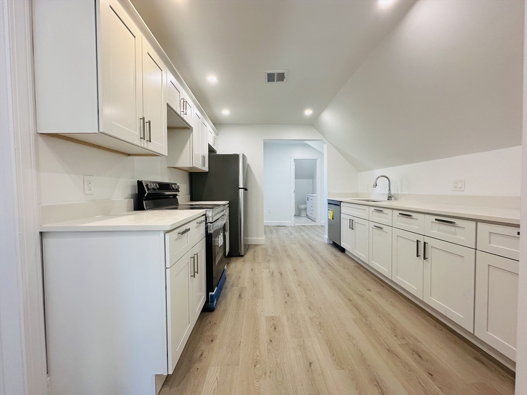 49 Platt St # 2