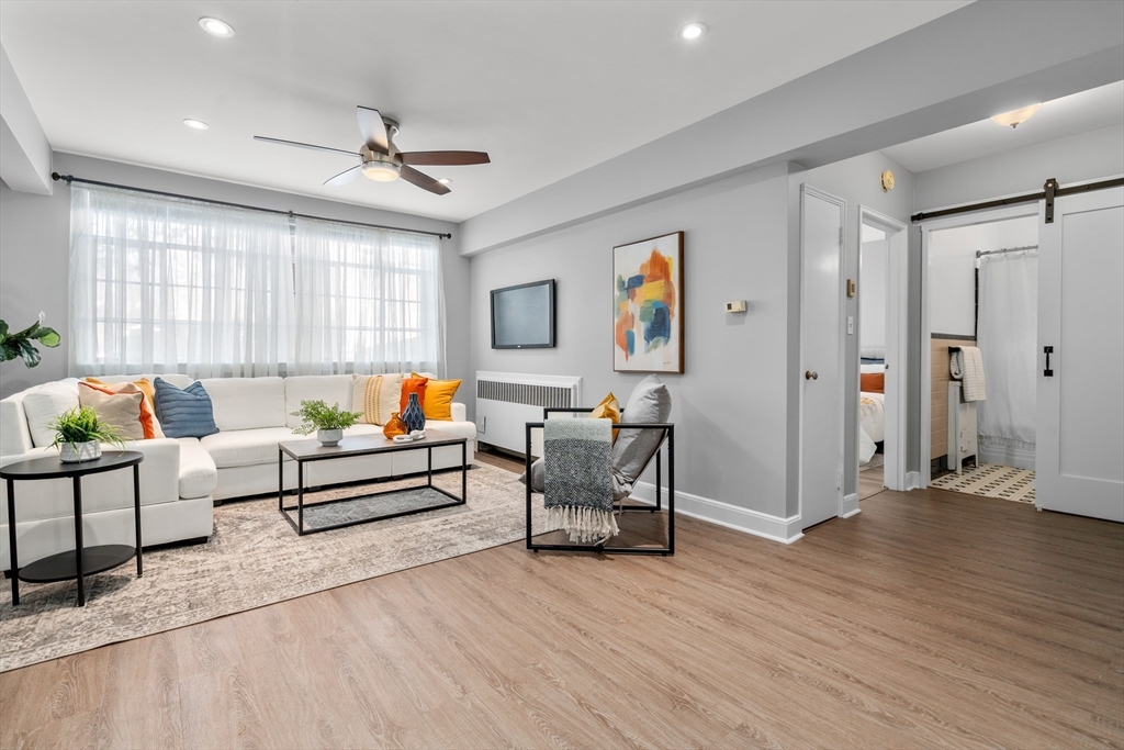 106 Evans Rd # 1B