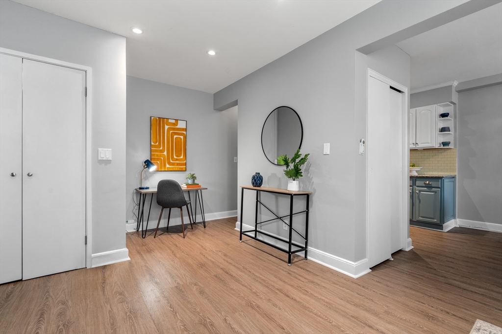 106 Evans Rd # 1B