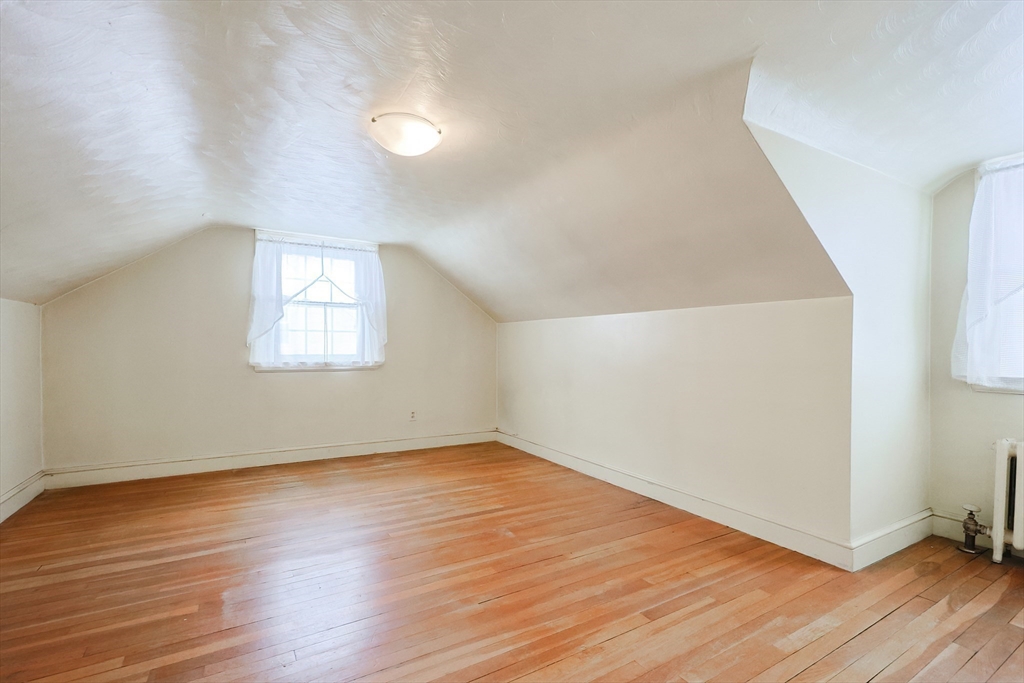 28 Ponkapoag Way