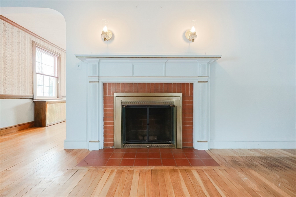 28 Ponkapoag Way