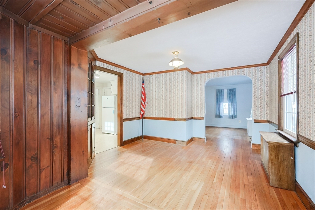 28 Ponkapoag Way
