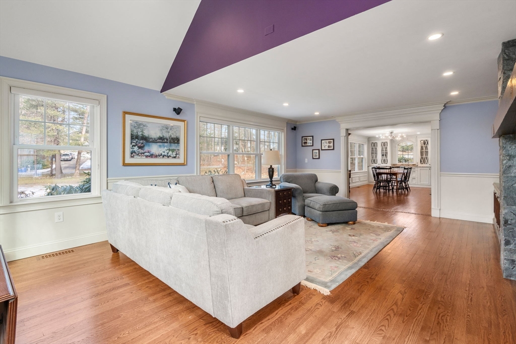 45 Heritage Dr